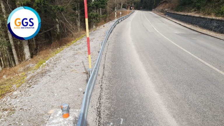 Aplikasi Inclinometer Untuk Pengujian Tanah Di Lereng Gunung